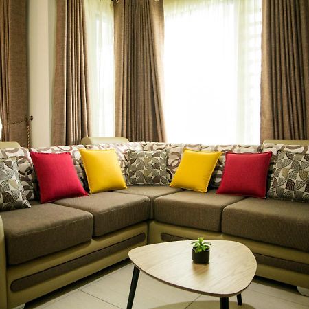 Luxury 2 Bedroom Apartment With Pool - Close To Flic-En-Flac Beach Kültér fotó