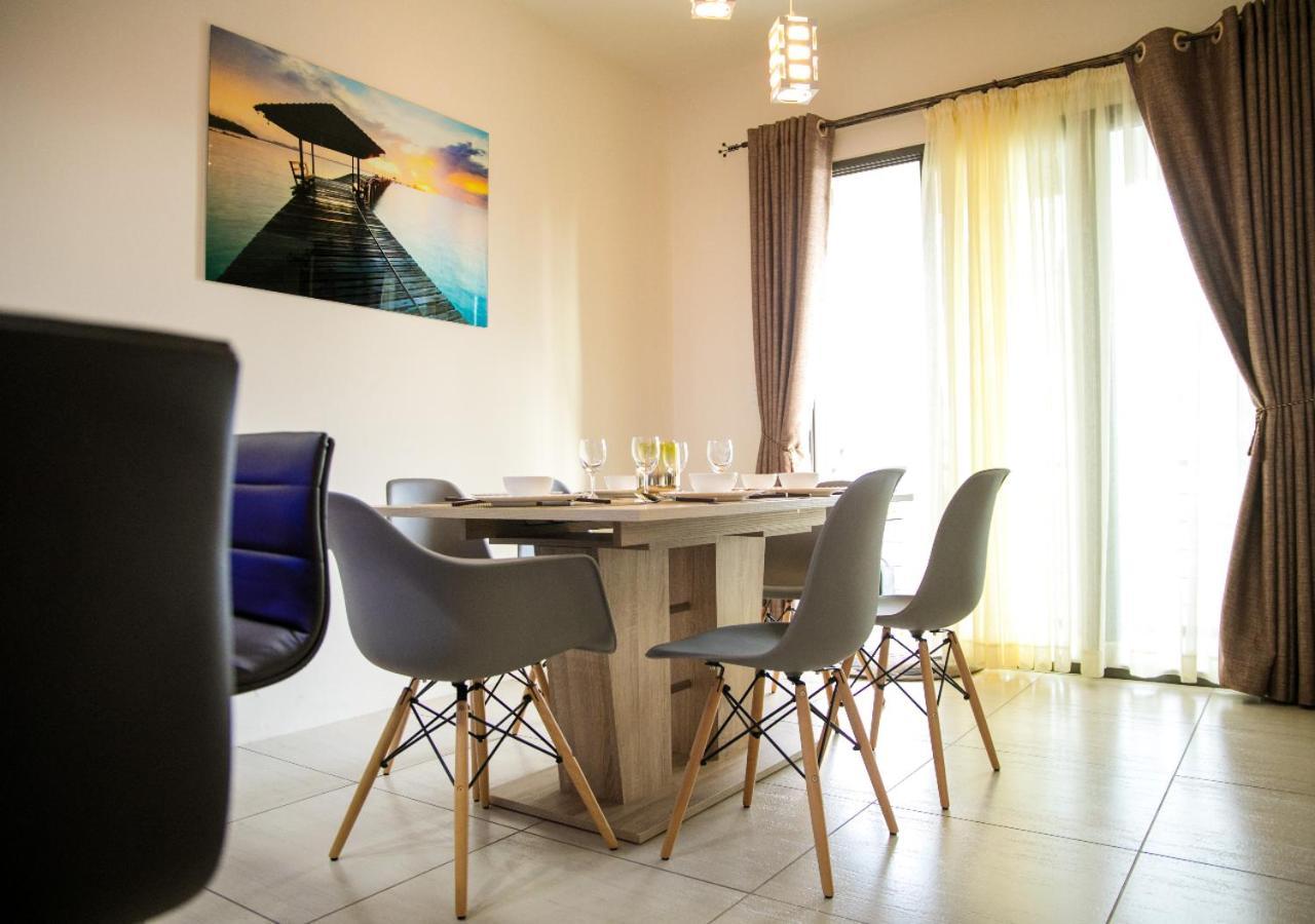 Luxury 2 Bedroom Apartment With Pool - Close To Flic-En-Flac Beach Kültér fotó
