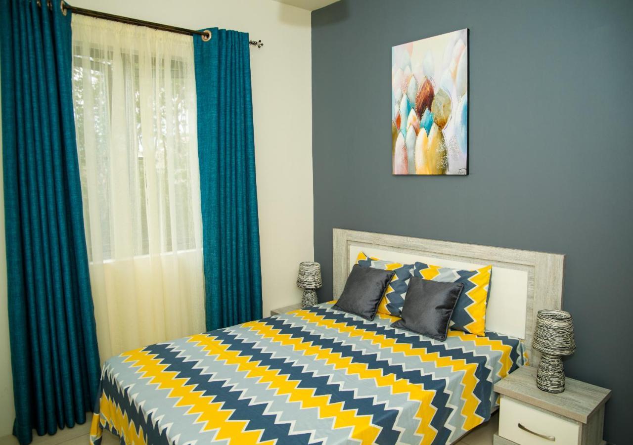 Luxury 2 Bedroom Apartment With Pool - Close To Flic-En-Flac Beach Kültér fotó